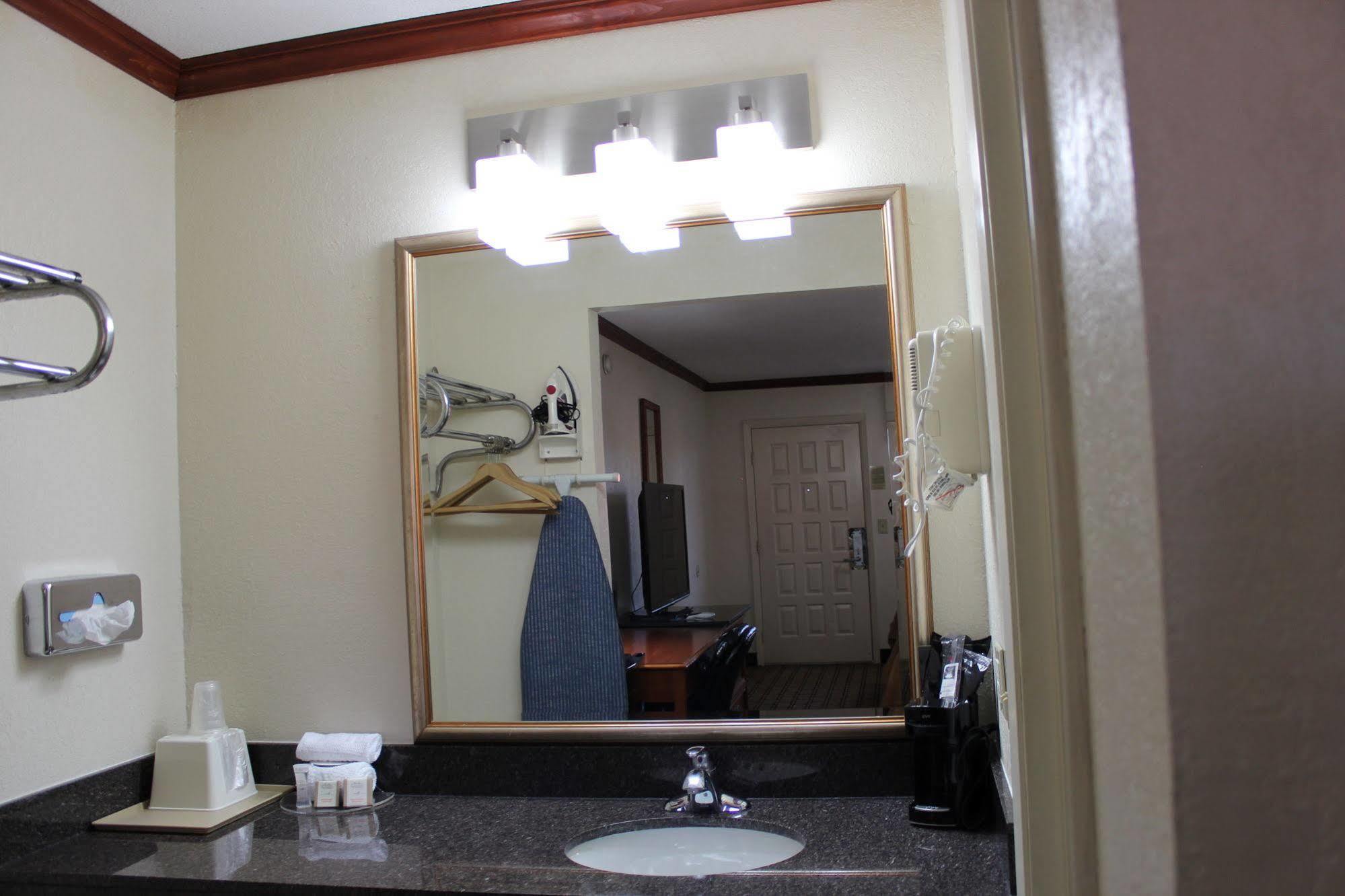 Sanger Inn ภายนอก รูปภาพ